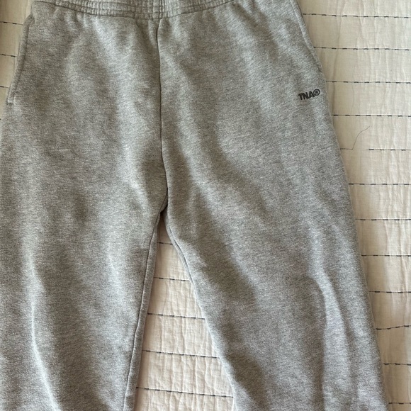 aritzia tna sweatpants size small sweat fleece cozy fleece perfect fit - Picture 4 of 4